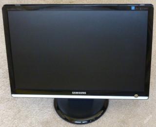 LCD monitor 22" Samsung SyncMaster 226BW