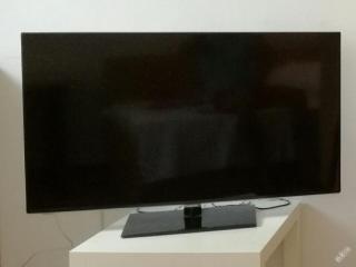 LED televize Panasonic 42\"