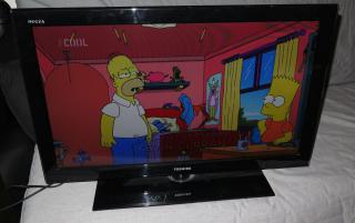 32" televize Toshiba