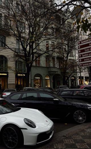 Práce v Praze: VIP hostesky a společníčky