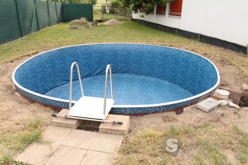 Zahradní bazén