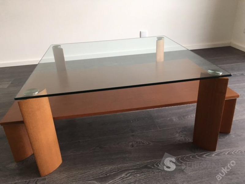 Konferenční stolek - skleněný